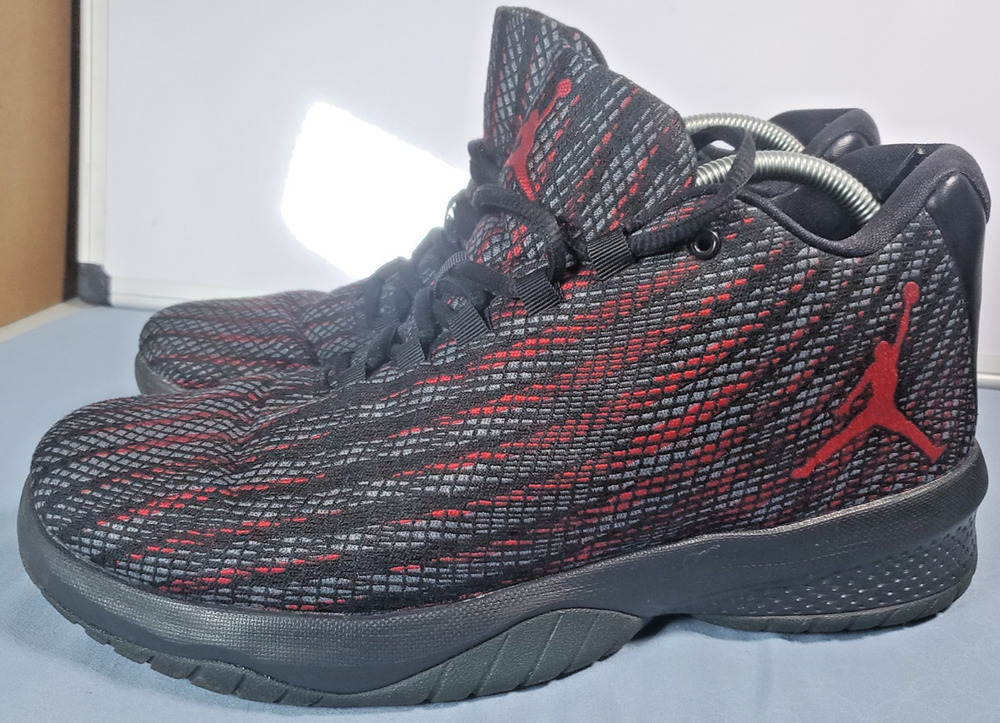 Nike Air Jordan B. Fly Bred Black Gym Red Men’s Size 11.5 Basketball 881444-005
